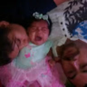 Meet your Posher, Elia